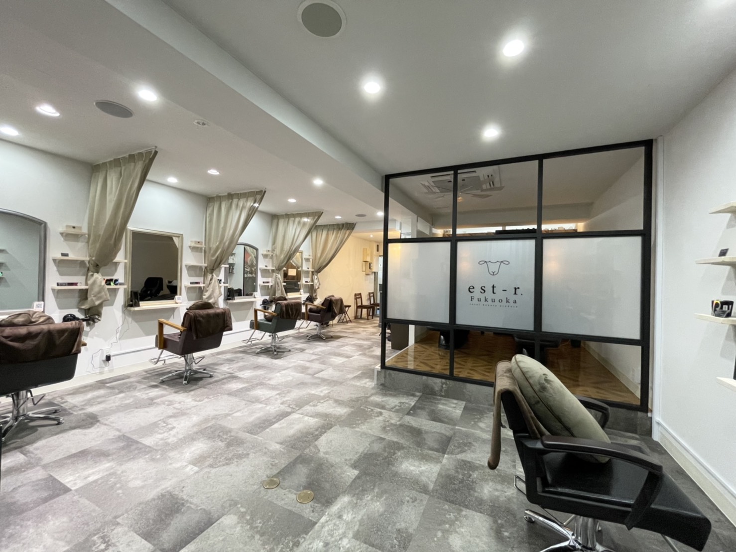 【お知らせ】ヘアサロン《est-r.Fukuoka》リニューアルオープン